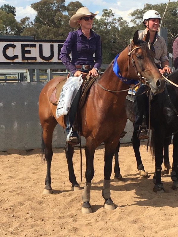 Fiona Palmer wins the open at Geurie with Sniper
